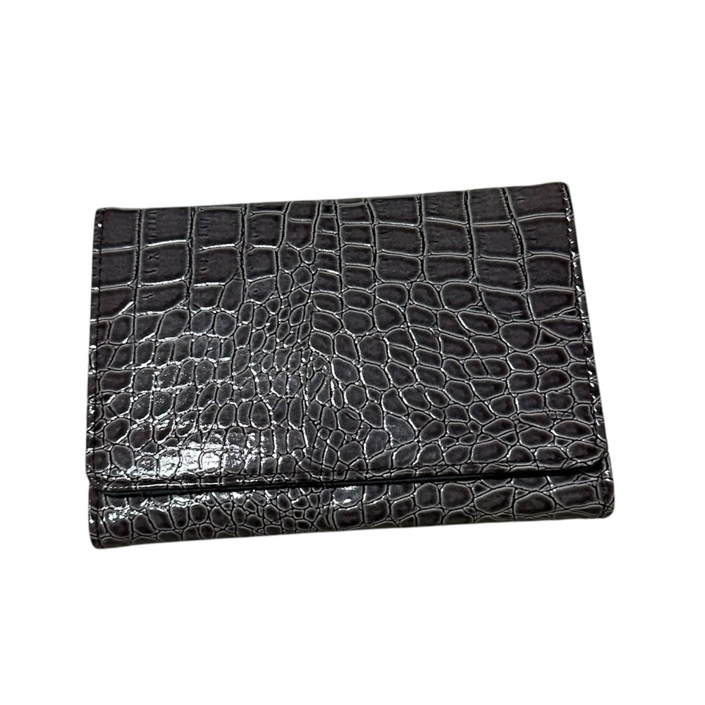 Forever 21 Wallet